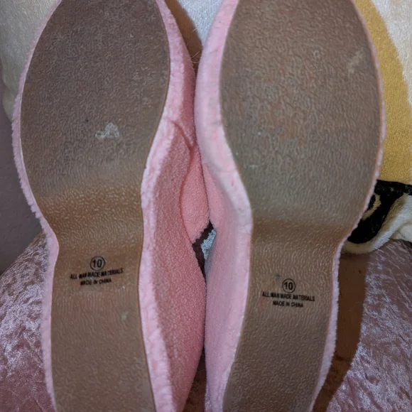 Pink Platform Fuzzy Slippers - Picture 5 of 5